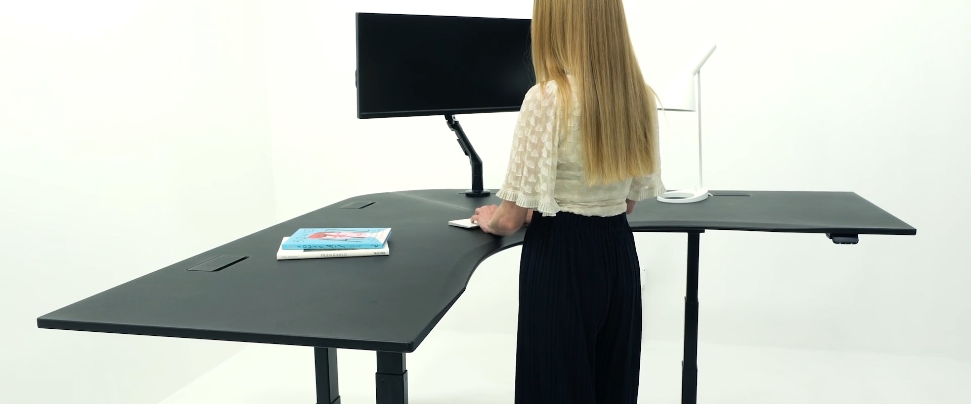 U-Shaped Standing Desks: A Comprehensive Overview